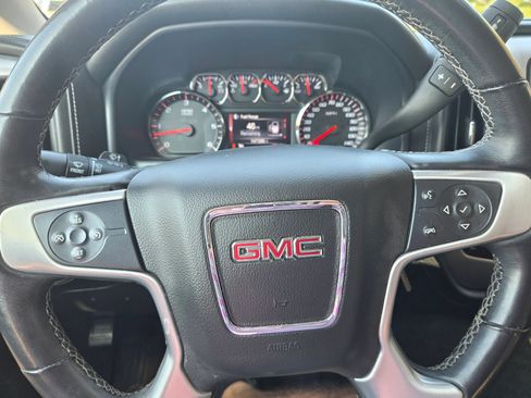 Used 2014 GMC Sierra 1500 SLE w/ SLE Value Package AWD/4WD image 10