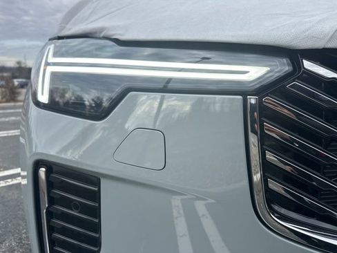 New 2026 Volvo XC90 B6 Ultra w/ Protection Package image 10