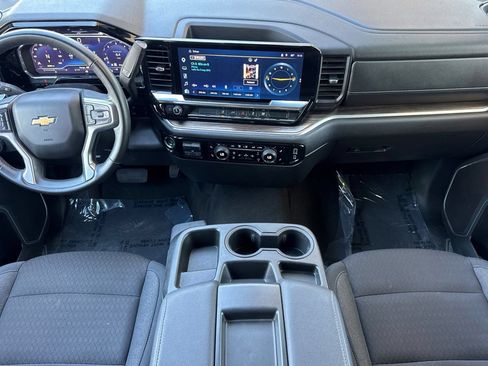 Certified 2025 Chevrolet Silverado 2500 LT w/ Convenience Package AWD/4WD image 14
