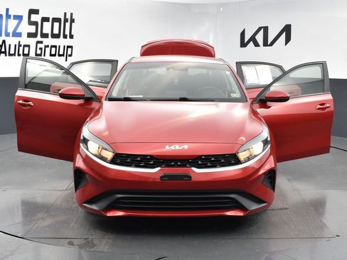 Certified 2023 Kia Forte LXS image 33