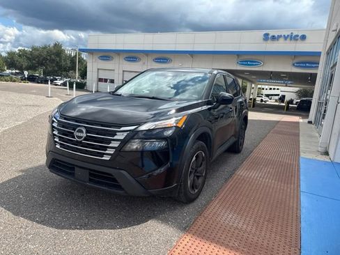 Used 2025 Nissan Rogue SV FWD image 7
