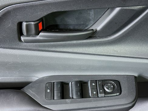 Used 2024 Toyota Prius LE image 15