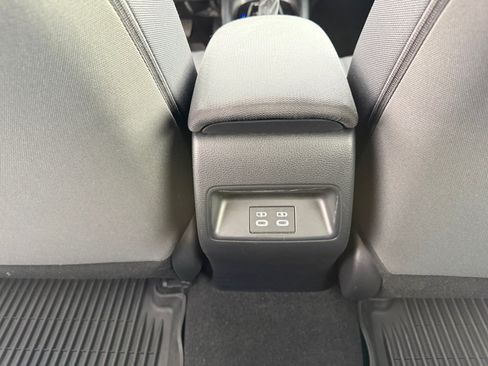 Used 2024 Toyota Corolla LE FWD image 30