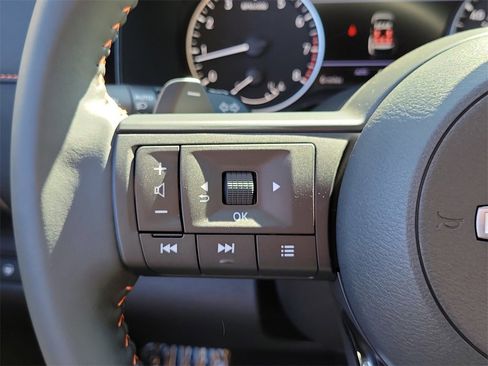 New 2025 Nissan Pathfinder Rock Creek image 7