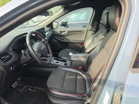 Used 2023 Ford Escape ST-Line w/ Tech Pack #1 image 3