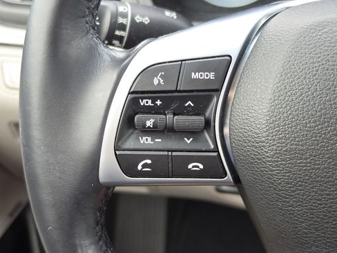 Used 2019 Hyundai Sonata Limited w/ Ultimate Package 04 FWD image 17