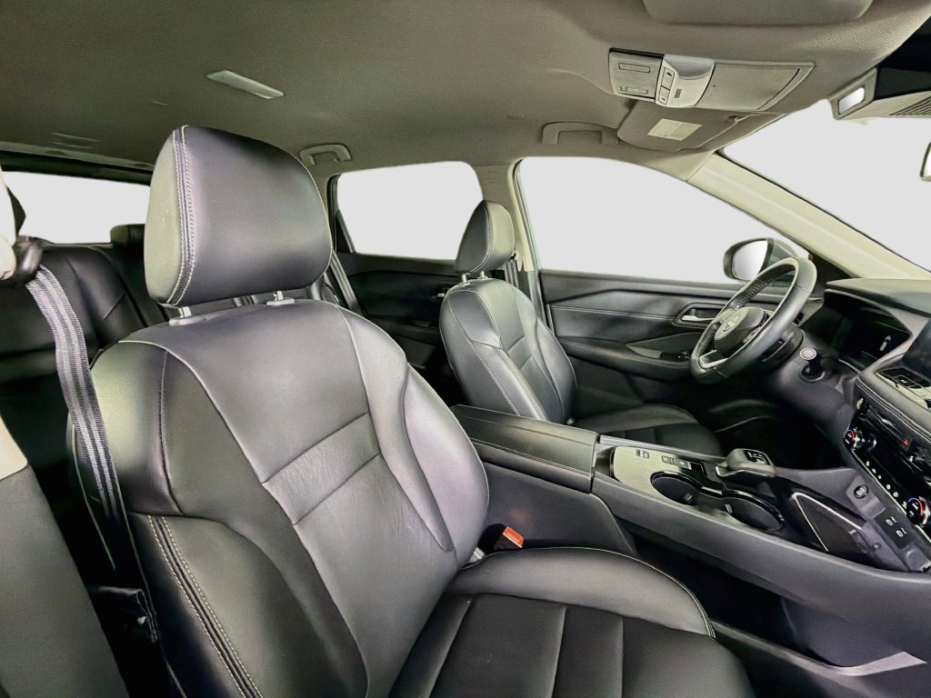 Used 2024 Nissan Rogue SL FWD image 30