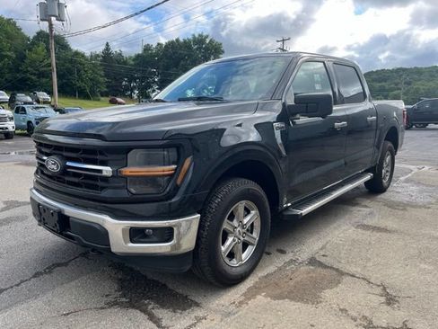 Used 2024 Ford F150 XLT AWD/4WD image 10
