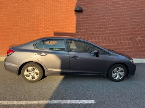 Used 2014 Honda Civic LX image 2