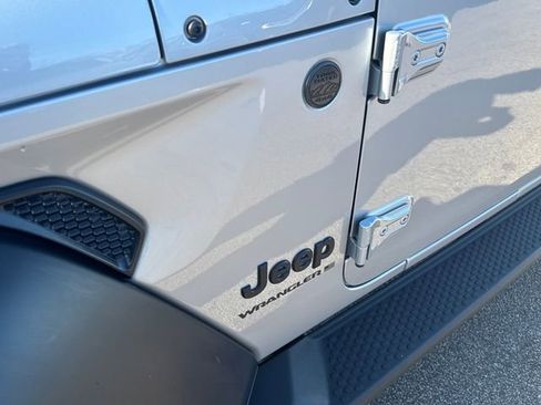 Used 2024 Jeep Wrangler Sport S AWD/4WD image 44