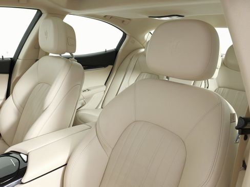 Used 2022 Maserati Ghibli Modena image 36