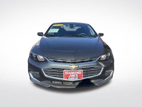 Used 2018 Chevrolet Malibu LS FWD image 2