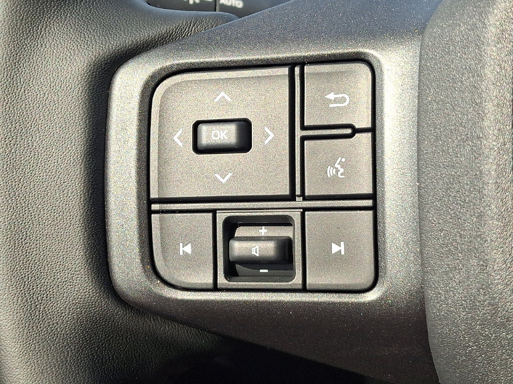 Used 2026 Toyota RAV4 SE w/ Convenience Package AWD/4WD image 21