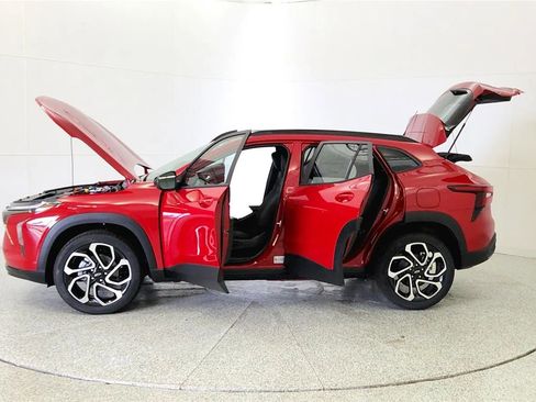 New 2026 Chevrolet Trax RS w/ Driver Confidence Package FWD image 11