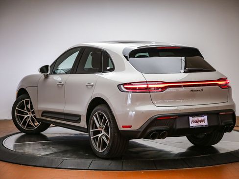 Used 2022 Porsche Macan S AWD/4WD image 3