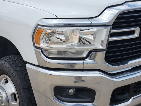 Used 2019 RAM 3500 Big Horn AWD/4WD image 10