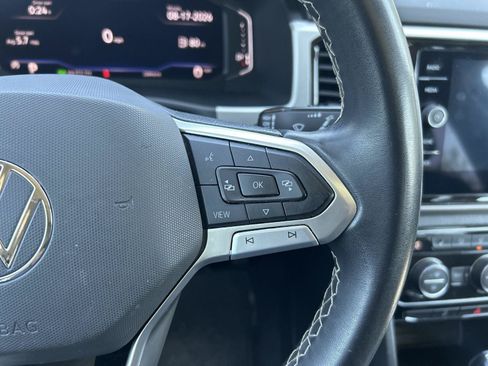 Certified 2023 Volkswagen Atlas SE w/ Panoramic Sunroof Package AWD/4WD image 16