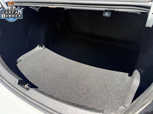 Used 2023 Chevrolet Malibu LT FWD image 18