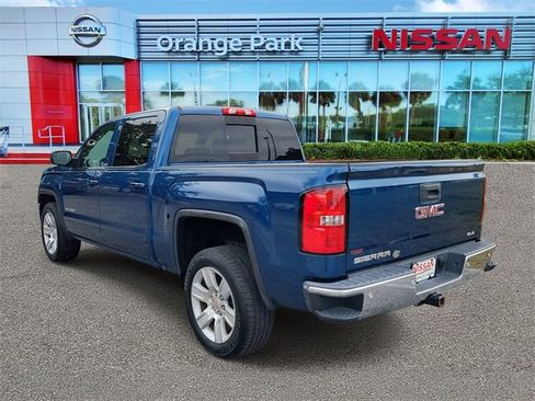 Used 2018 GMC Sierra 1500 SLE w/ SLE Value Package image 3