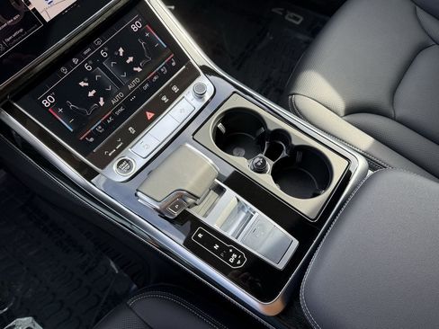 Used 2025 Audi Q7 3.0T Premium Plus AWD/4WD image 28