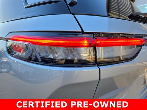 Used 2025 Jeep Grand Cherokee Limited w/ Black Appearance Package image 35