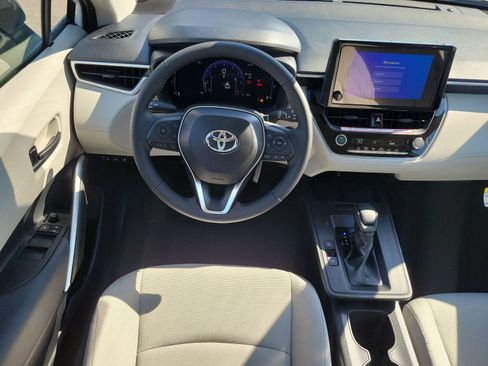 New 2026 Toyota Corolla Cross LE AWD/4WD image 12