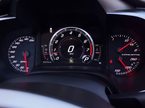 Used 2019 Chevrolet Corvette Stingray Coupe w/ 1LT image 19