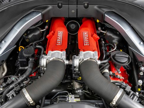 Certified 2019 Ferrari Portofino RWD image 52