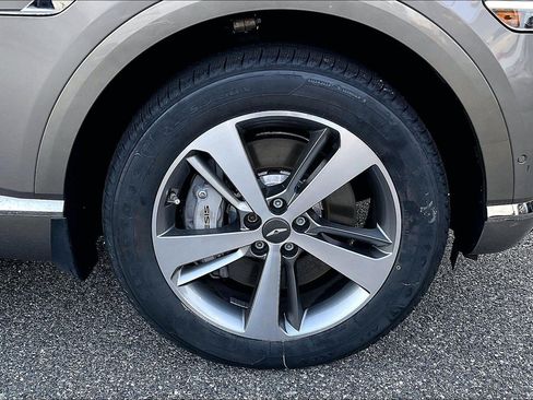 Used 2021 Genesis GV80 3.5T w/ Advanced Package 06 AWD/4WD image 9