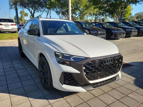 New 2026 Audi RS Q8 performance image 2