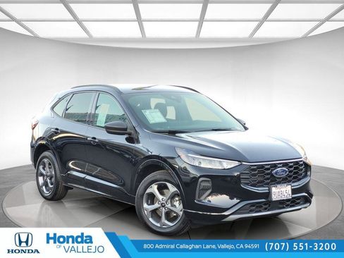 Used 2024 Ford Escape ST-Line w/ Equipment Group 301A image 1