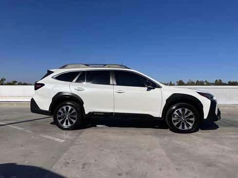 Certified 2024 Subaru Outback Limited AWD/4WD image 31