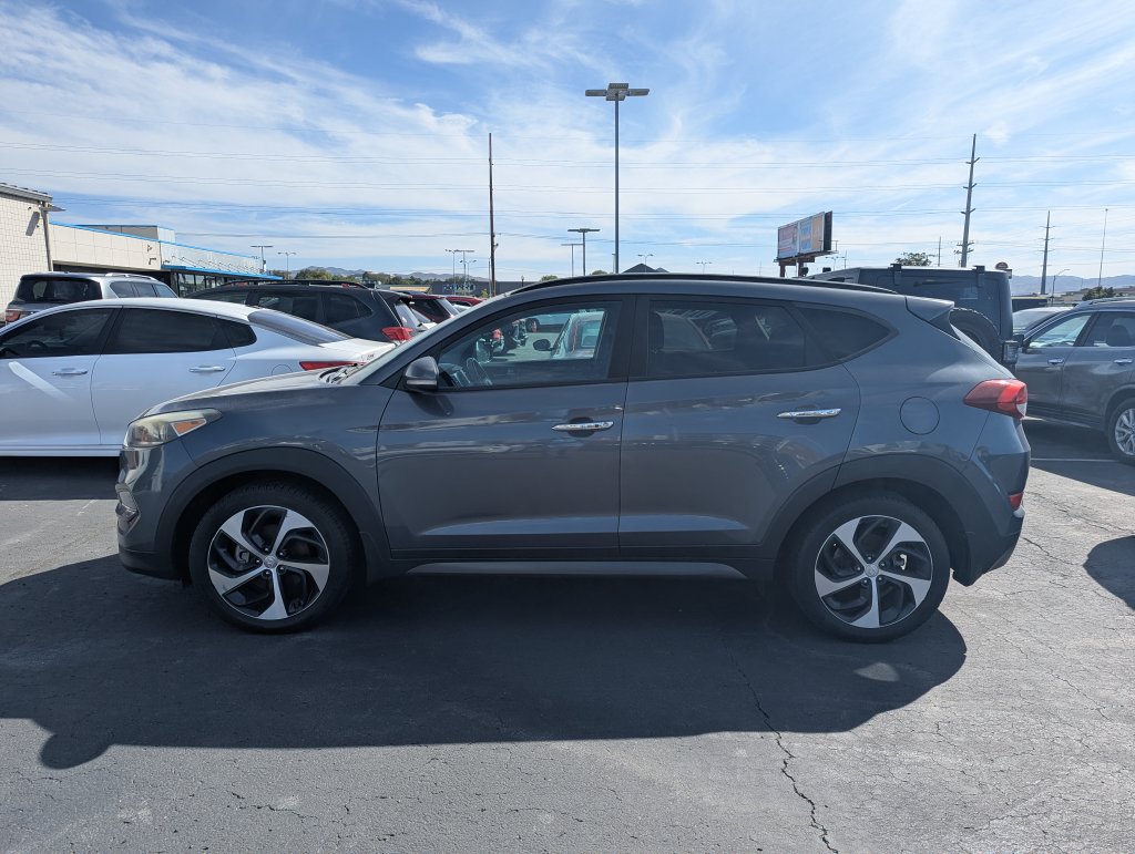 Used 2016 Hyundai Tucson Limited w/ Option Group 03 AWD/4WD image 5