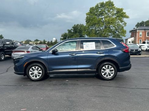 Used 2025 Honda CR-V LX image 4