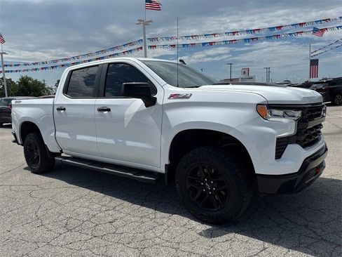 Used 2023 Chevrolet Silverado 1500 LT Trail Boss w/ Protection Package image 8