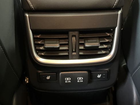 Used 2022 Subaru Outback Limited XT image 14