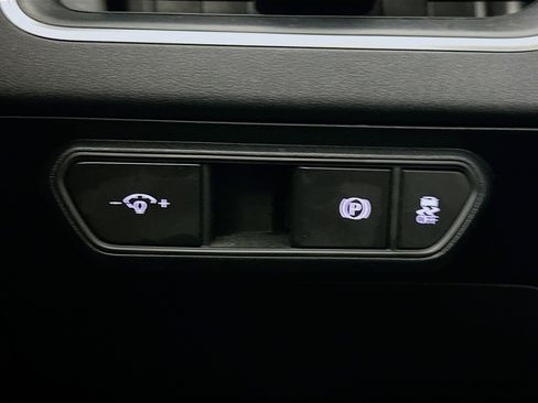 Used 2025 Kia K4 LXS image 17