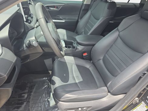 Used 2023 Toyota RAV4 XLE Premium FWD image 15