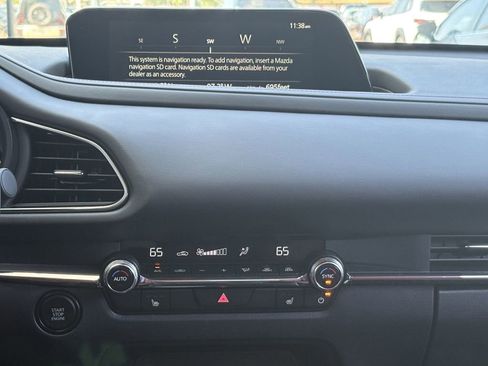 Certified 2025 MAZDA CX-30 AWD 2.5 S w/ Preferred Package image 17