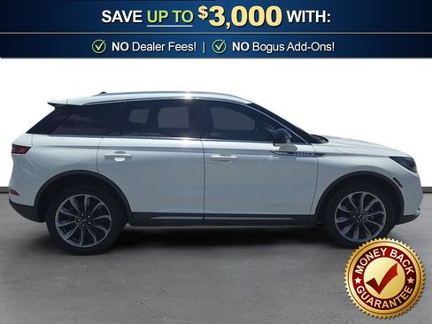 Used 2021 Lincoln Corsair FWD w/ Premium Package image 8