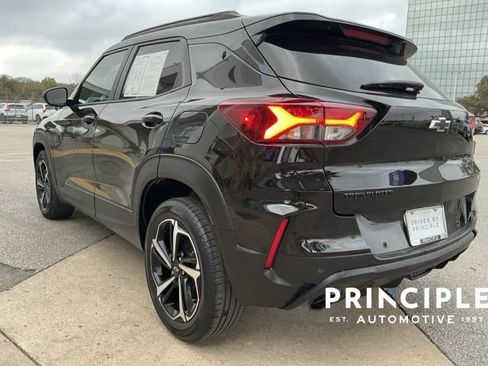 Used 2022 Chevrolet TrailBlazer RS w/ Convenience Package image 9