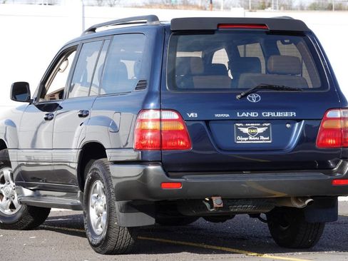 Used 2002 Toyota Land Cruiser AWD/4WD image 17