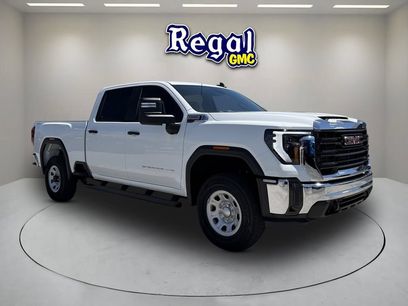 New 2026 GMC Sierra 2500 Pro w/ Max Trailering Package
