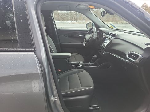 Certified 2023 Chevrolet TrailBlazer LT w/ Convenience Package image 18