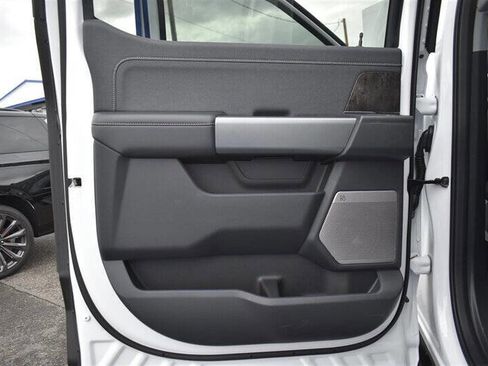 Used 2023 Ford F250 Lariat w/ FX4 Off-Road Package image 22