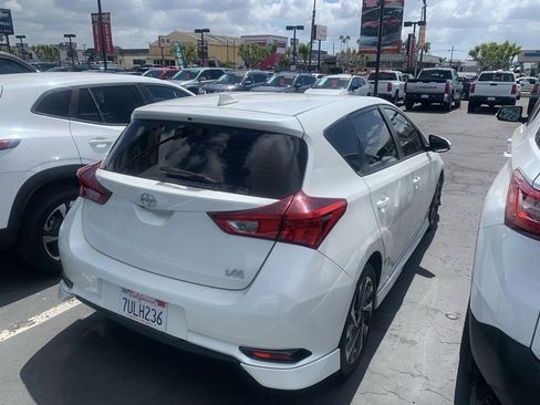 Used 2016 Scion iM image 5