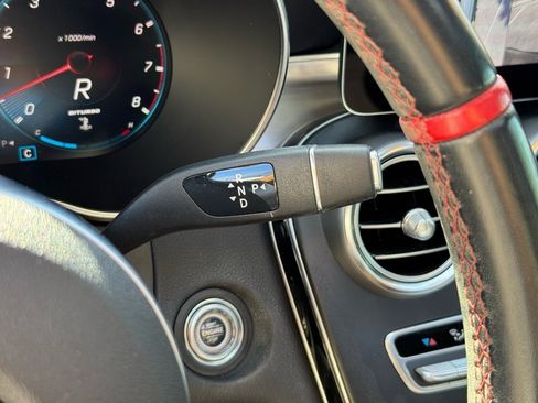 Certified 2022 Mercedes-Benz GLC 43 AMG 4MATIC image 30