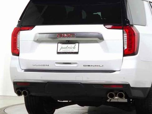 Used 2023 GMC Yukon Denali image 11