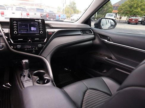 Used 2023 Toyota Camry SE w/ Convenience Package FWD image 26