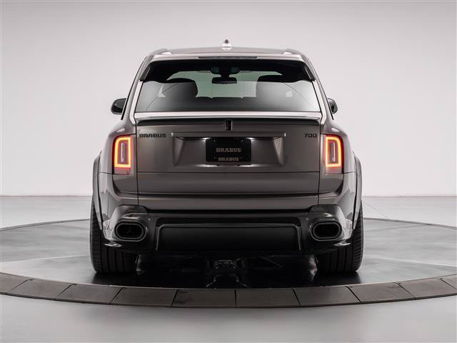 Used 2025 Rolls-Royce Cullinan AWD/4WD image 4